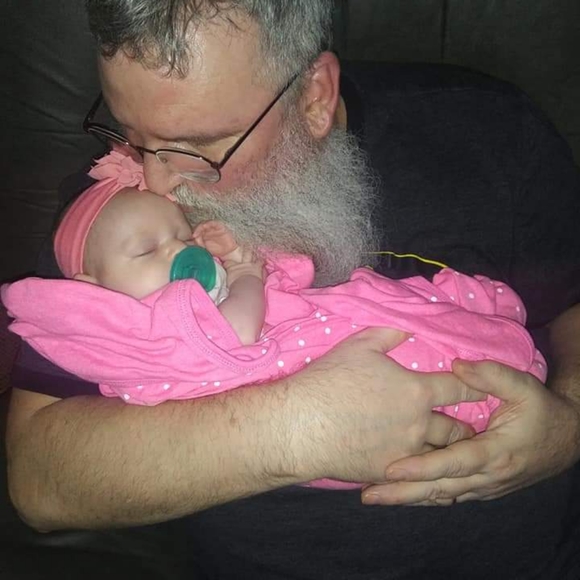 Meet your Posher, Amber - Picture 4 of 16